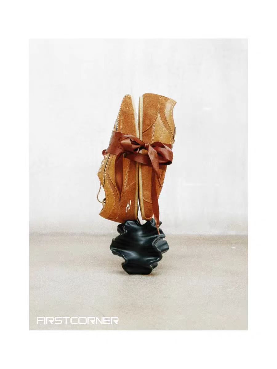 FIRSTCORNER Ballet 90 – Vintage Cowhide Sneakers